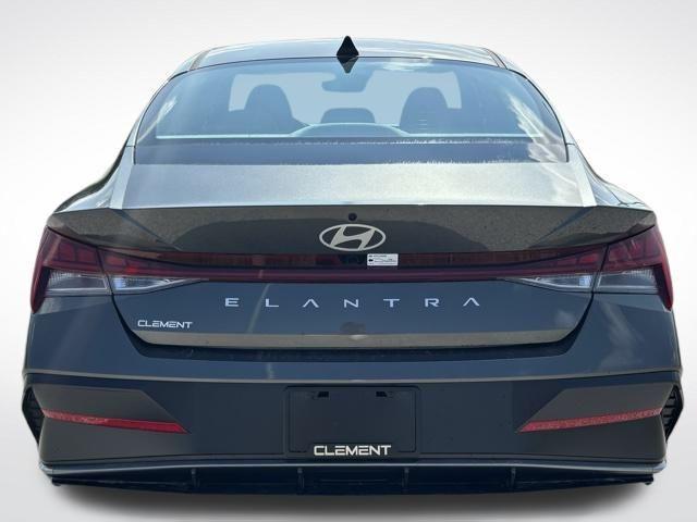 new 2024 Hyundai Elantra car, priced at $25,986