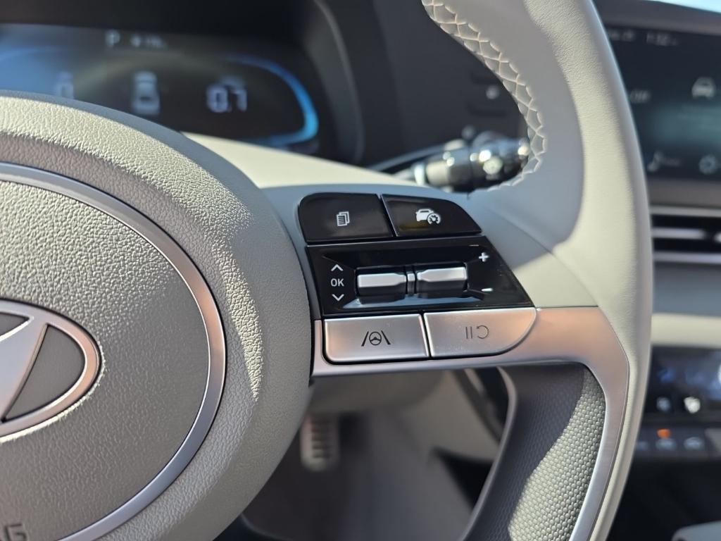 new 2025 Hyundai Elantra car, priced at $21,835