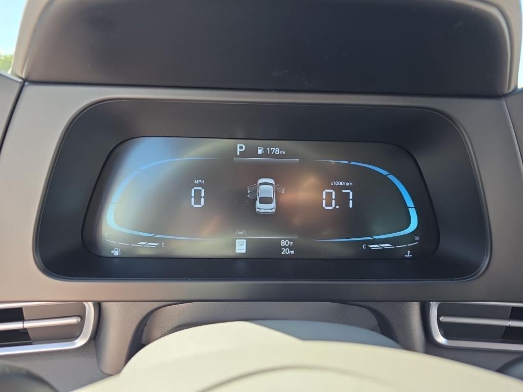 new 2025 Hyundai Elantra car, priced at $21,835