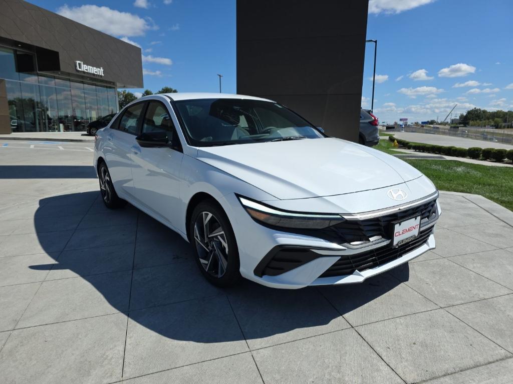 new 2025 Hyundai Elantra car, priced at $21,835