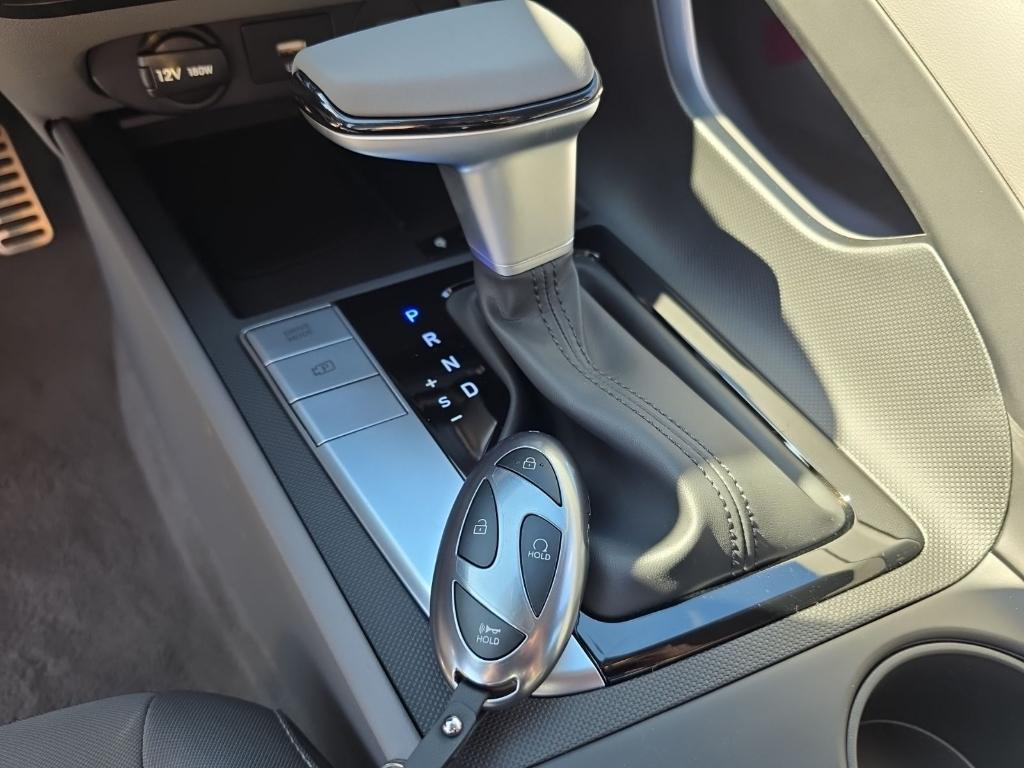 new 2025 Hyundai Elantra car, priced at $21,369