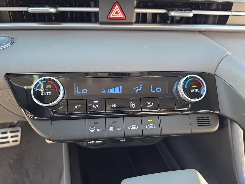 new 2025 Hyundai Elantra car, priced at $21,369