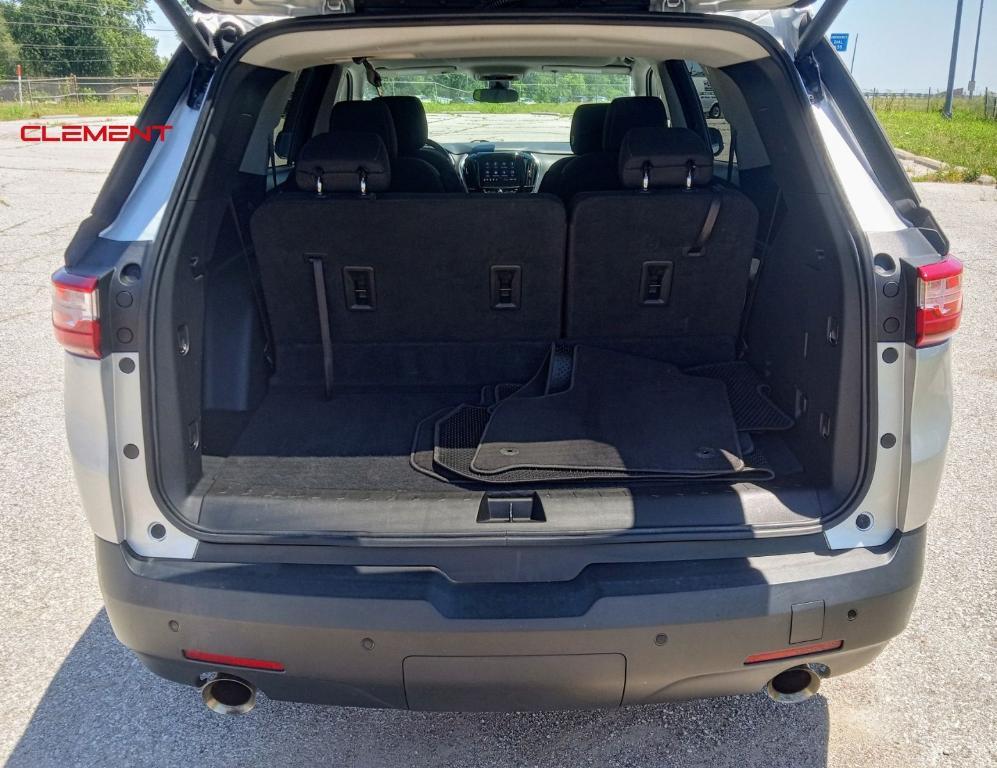 used 2021 Chevrolet Traverse car, priced at $21,000