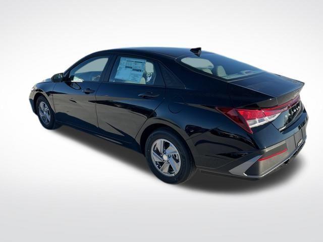 new 2024 Hyundai Elantra car, priced at $22,566