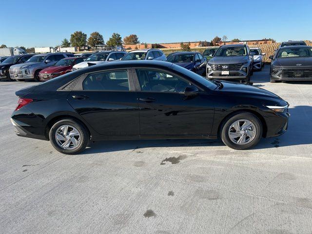 new 2024 Hyundai Elantra car, priced at $22,566