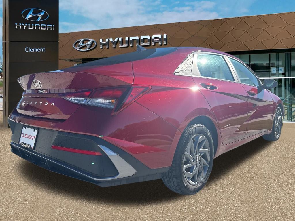 new 2024 Hyundai Elantra car, priced at $23,645