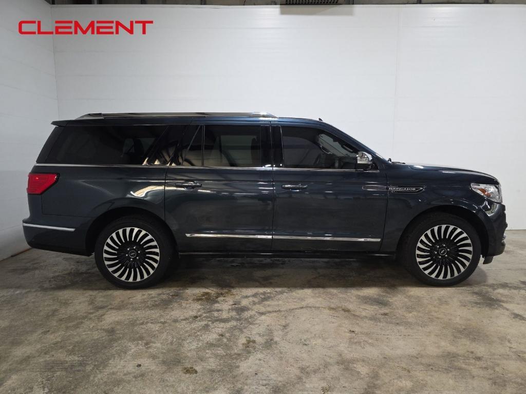 used 2021 Lincoln Navigator L car, priced at $56,000