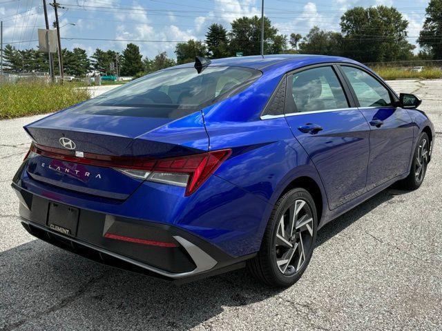 new 2024 Hyundai Elantra car, priced at $25,958