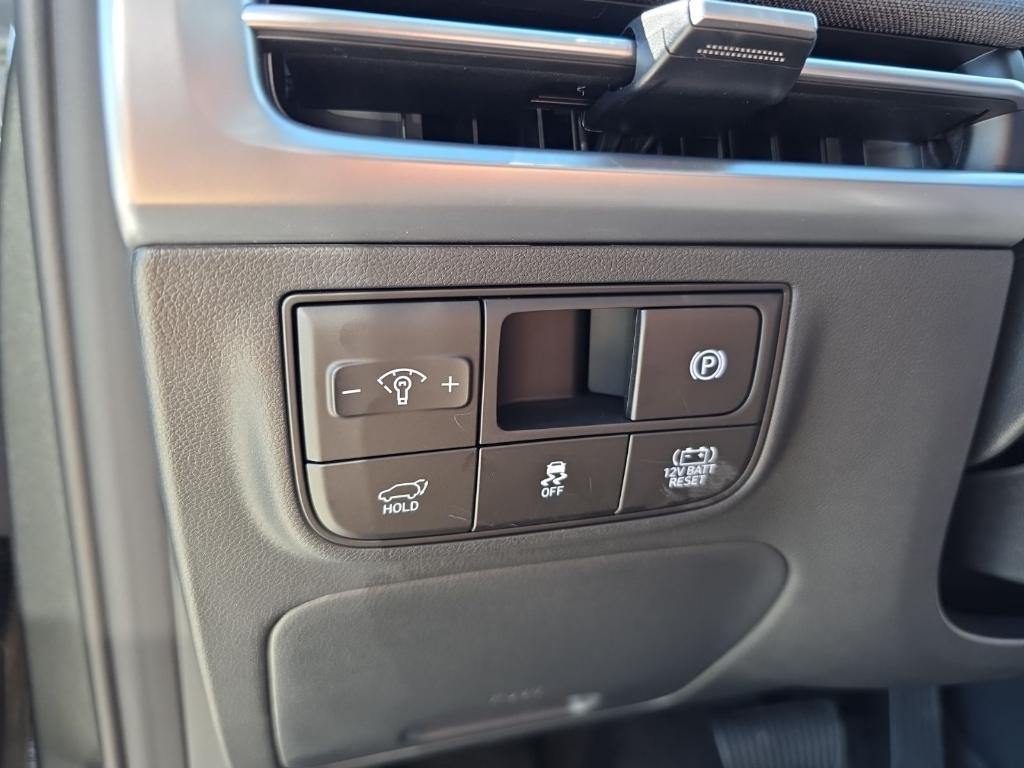 new 2025 Hyundai TUCSON Hybrid car, priced at $35,786