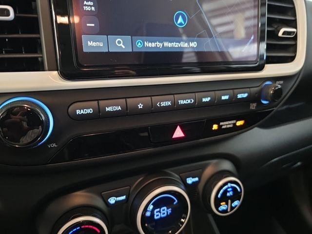 new 2025 Hyundai Venue car, priced at $24,800