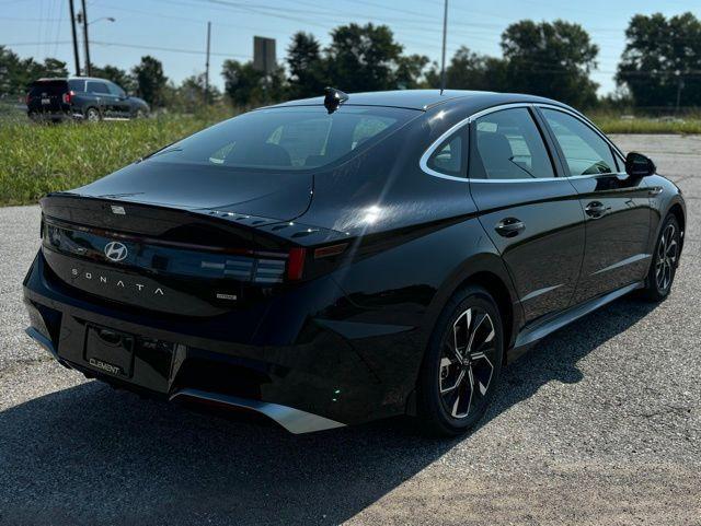 new 2024 Hyundai Sonata car, priced at $28,293