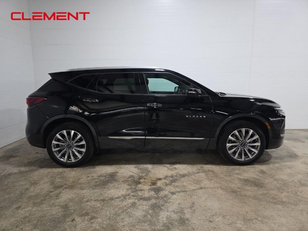 used 2024 Chevrolet Blazer car, priced at $32,300