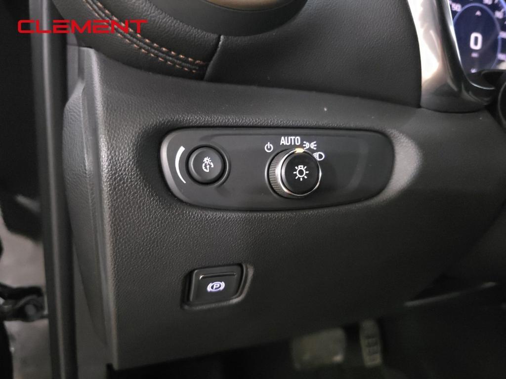 used 2024 Chevrolet Blazer car, priced at $32,300