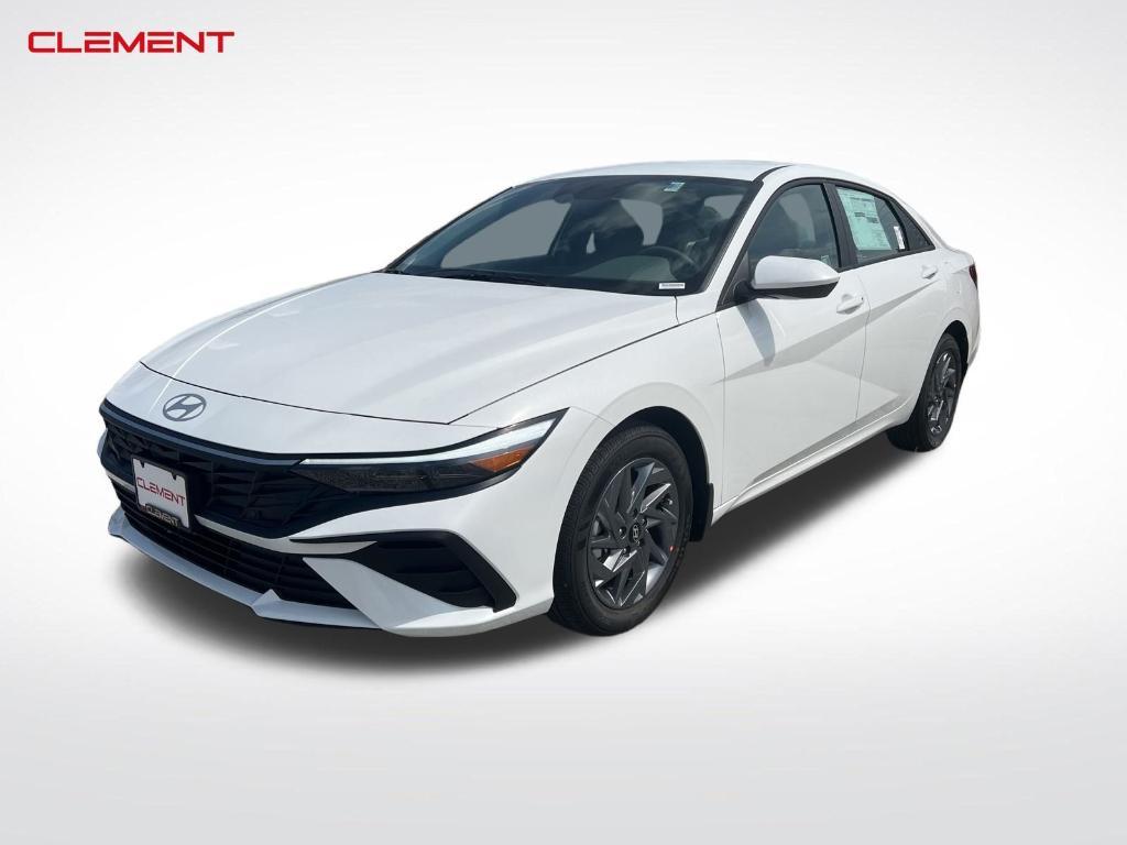 new 2024 Hyundai Elantra car, priced at $24,717