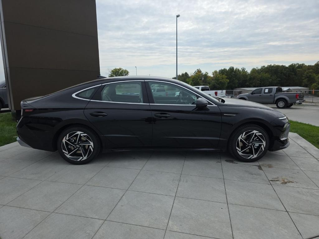 new 2026 Hyundai Sonata car, priced at $29,408
