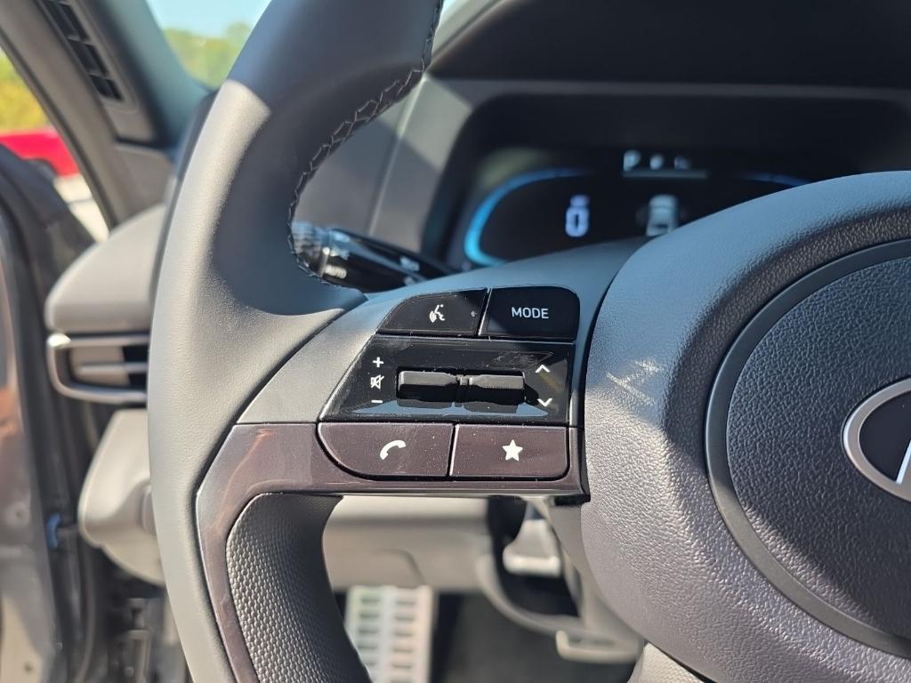 new 2025 Hyundai Elantra car, priced at $21,395