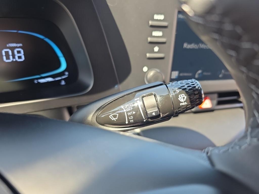 new 2025 Hyundai Elantra car, priced at $21,395