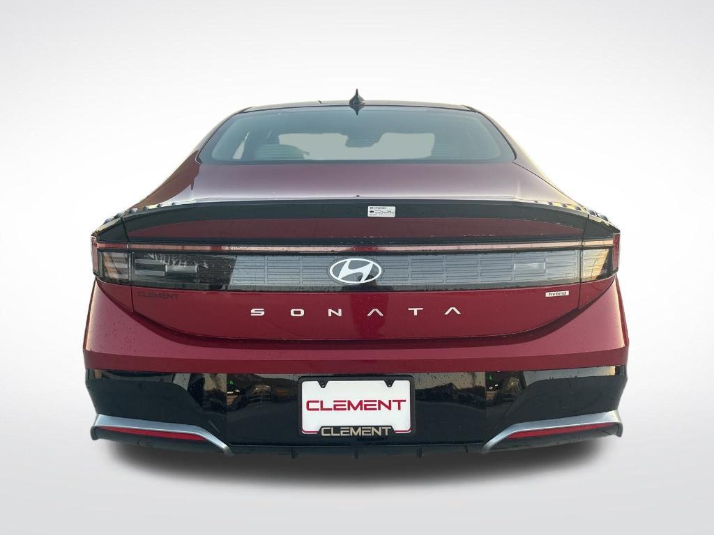 new 2025 Hyundai Sonata Hybrid car, priced at $32,696