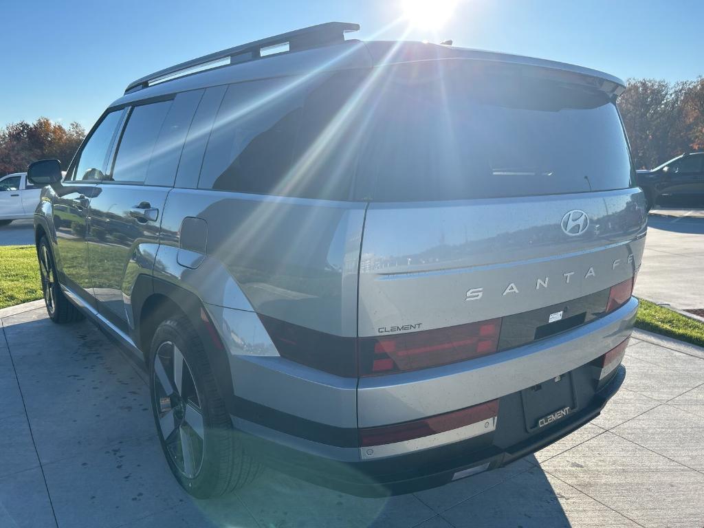 new 2025 Hyundai Santa Fe HEV car, priced at $46,217