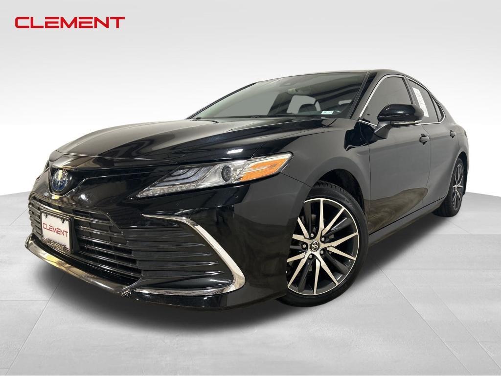 used 2022 Toyota Camry Hybrid car, priced at $26,400