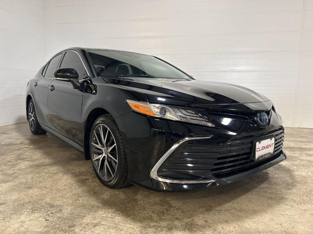 used 2022 Toyota Camry Hybrid car, priced at $26,000