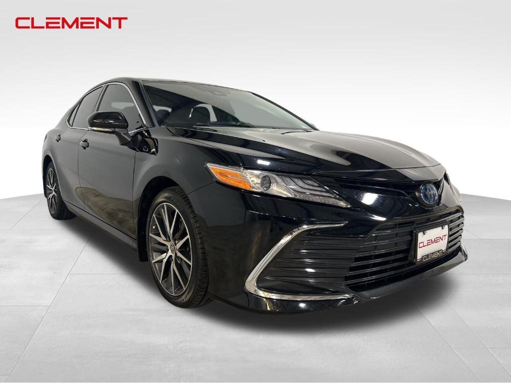 used 2022 Toyota Camry Hybrid car, priced at $25,700