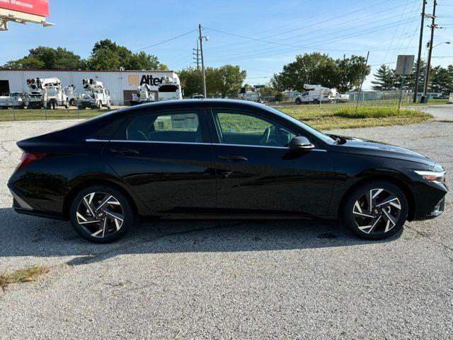 new 2024 Hyundai Elantra car, priced at $25,988