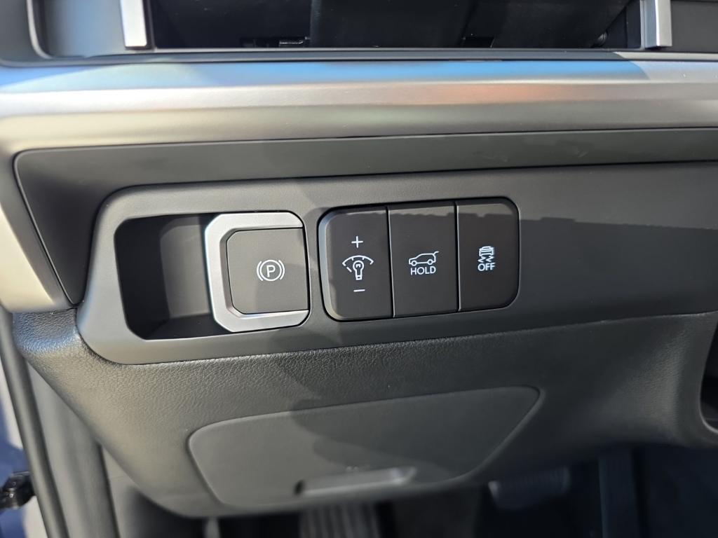 new 2026 Hyundai SANTA FE HEV car, priced at $37,895