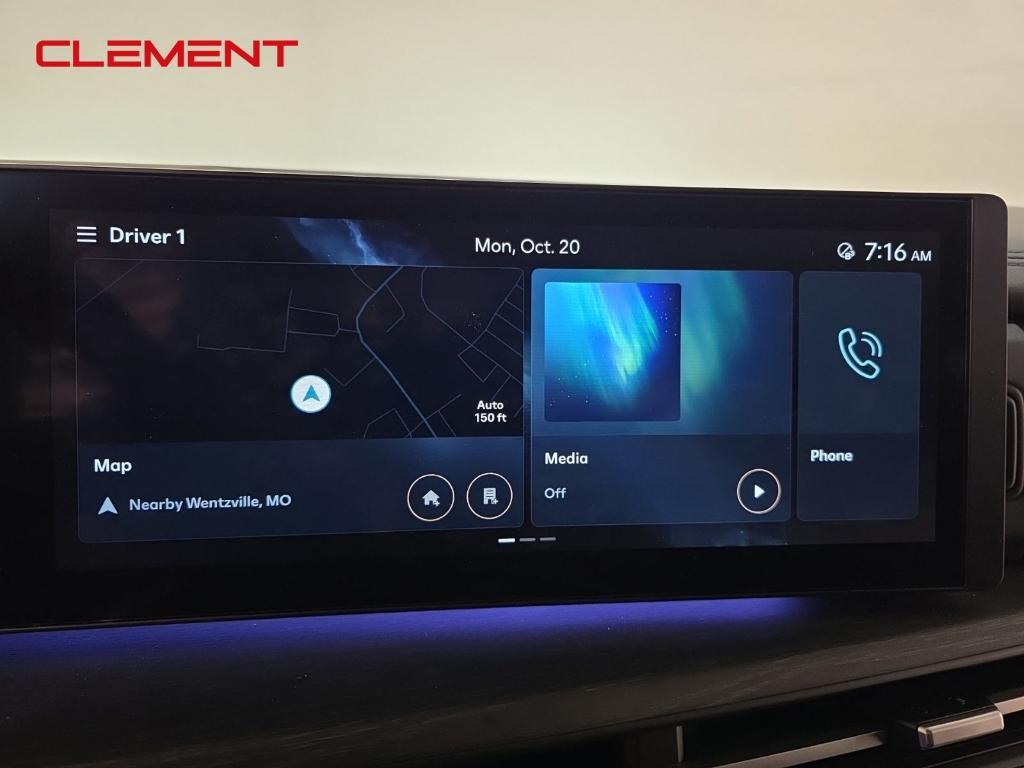 used 2025 Hyundai Santa Fe car, priced at $39,497