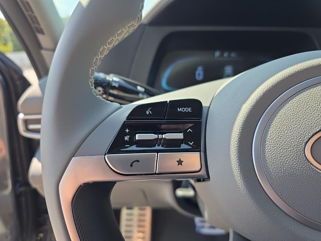 new 2025 Hyundai Elantra car, priced at $21,325