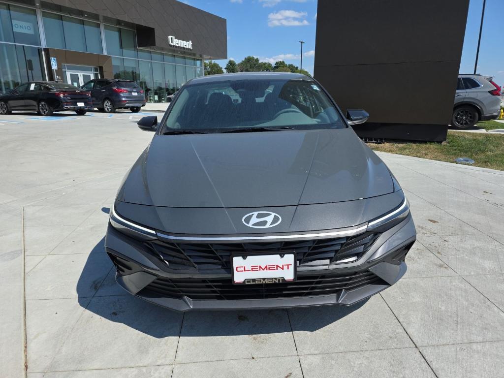 new 2025 Hyundai Elantra car, priced at $21,325