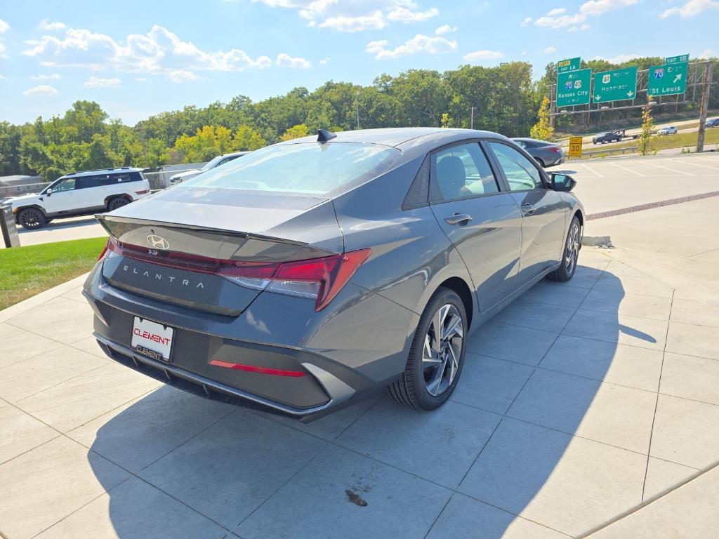 new 2025 Hyundai Elantra car, priced at $21,325