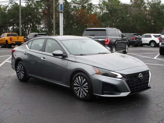 used 2023 Nissan Altima car, priced at $18,900