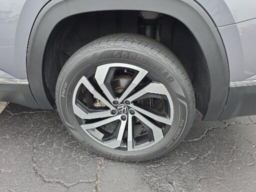 used 2022 Volkswagen Atlas car, priced at $25,449