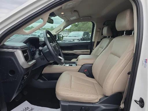 used 2023 Ford Expedition car, priced at $47,116