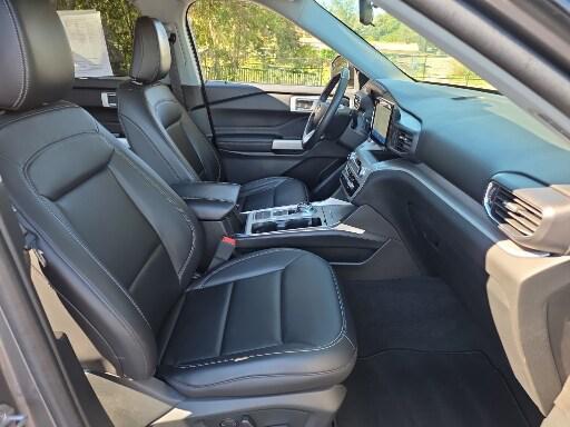 used 2023 Ford Explorer car