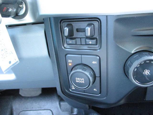new 2025 Ford F-250 car, priced at $68,039