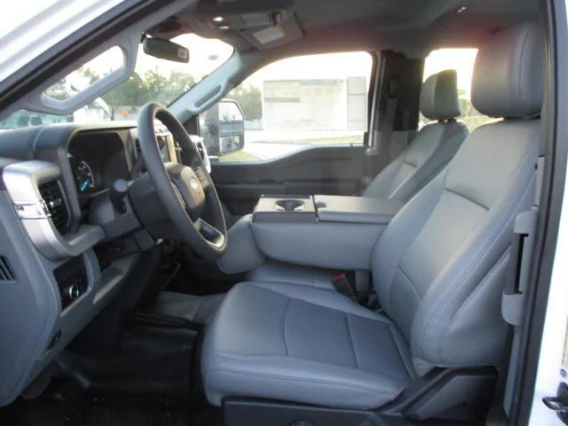 new 2025 Ford F-250 car, priced at $68,039