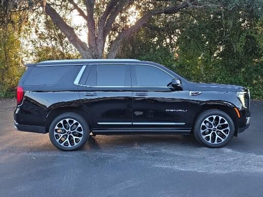used 2025 GMC Yukon car, priced at $79,400