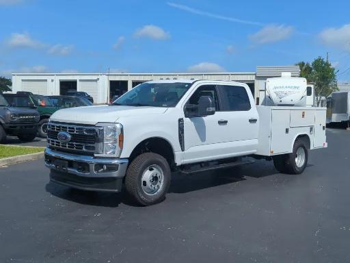 new 2025 Ford F-350 car