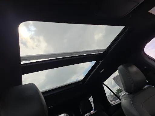 used 2022 Ford Explorer car, priced at $35,266