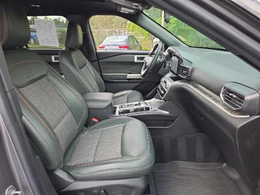 used 2022 Ford Explorer car, priced at $35,266