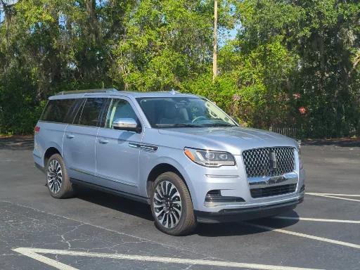 used 2024 Lincoln Navigator car, priced at $88,968