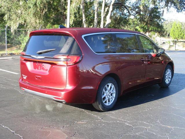 used 2023 Chrysler Pacifica car, priced at $27,400