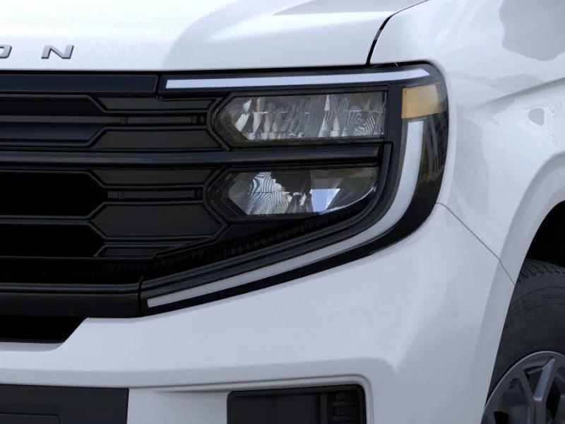 new 2025 Ford Expedition car, priced at $65,114