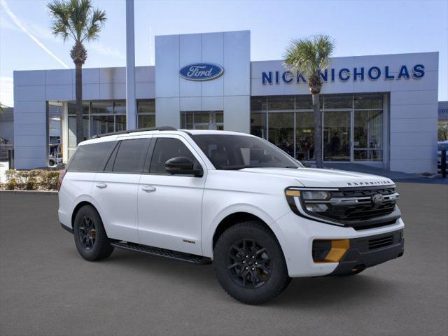 new 2025 Ford Expedition car, priced at $84,115