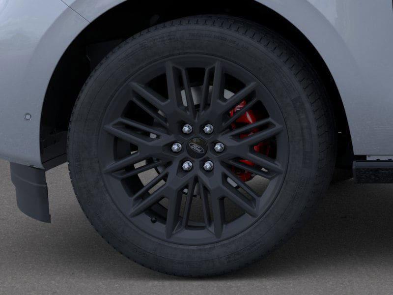 new 2025 Ford Expedition car, priced at $84,724