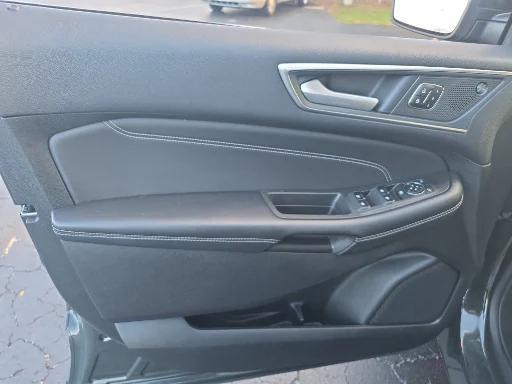 used 2024 Ford Edge car, priced at $30,400