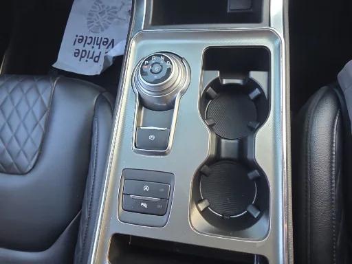 used 2024 Ford Edge car, priced at $30,400