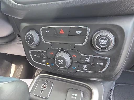 used 2021 Jeep Compass car, priced at $18,968